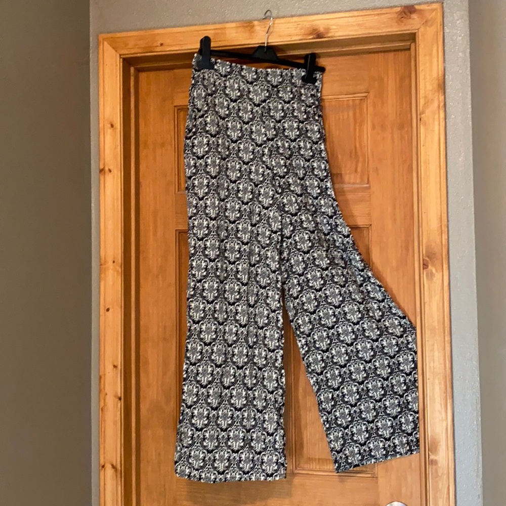 Cute, comfy, light weight pants